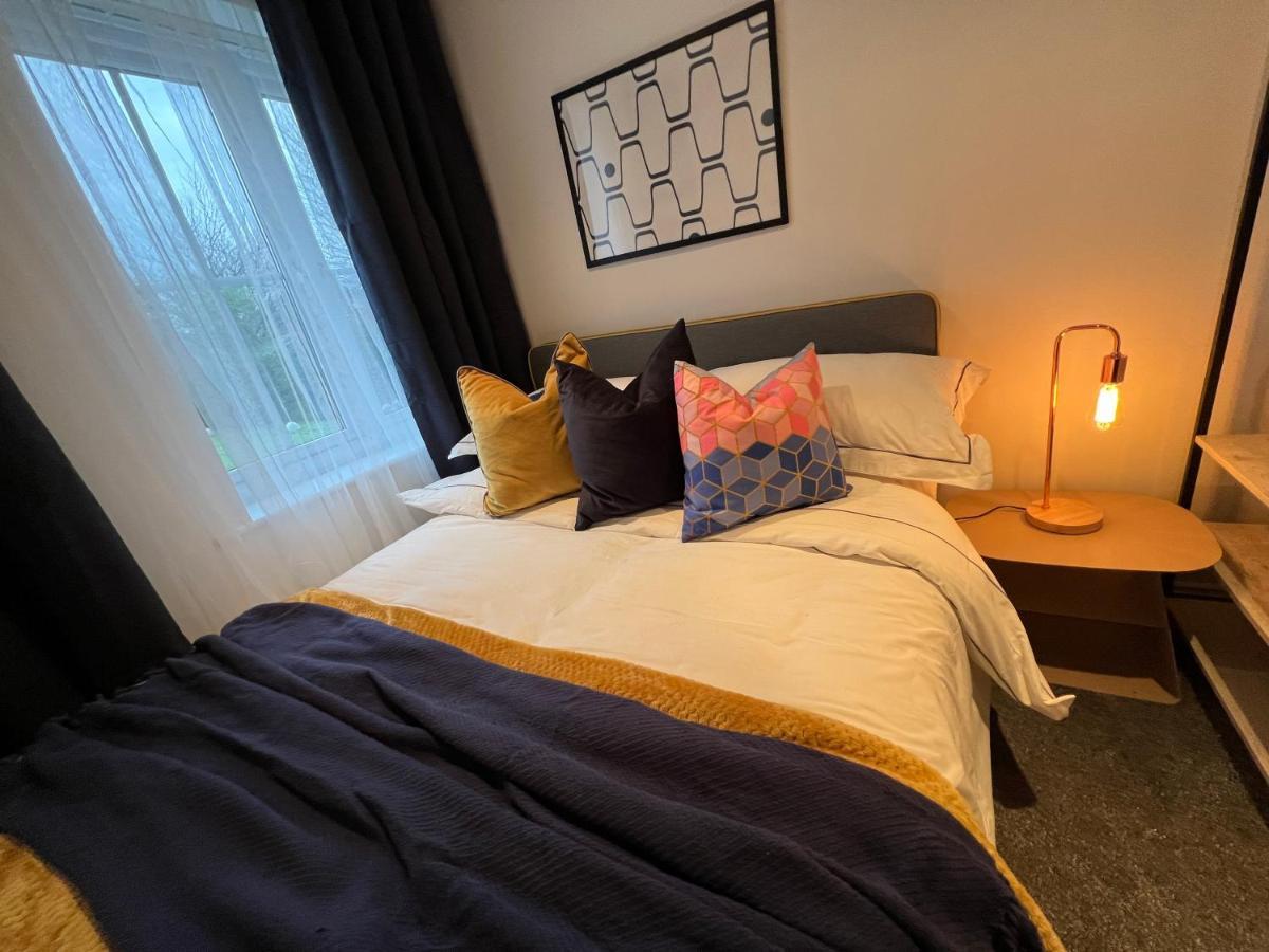 Modern 2 Bedroom Aesthetic Apt Manchester Exterior photo